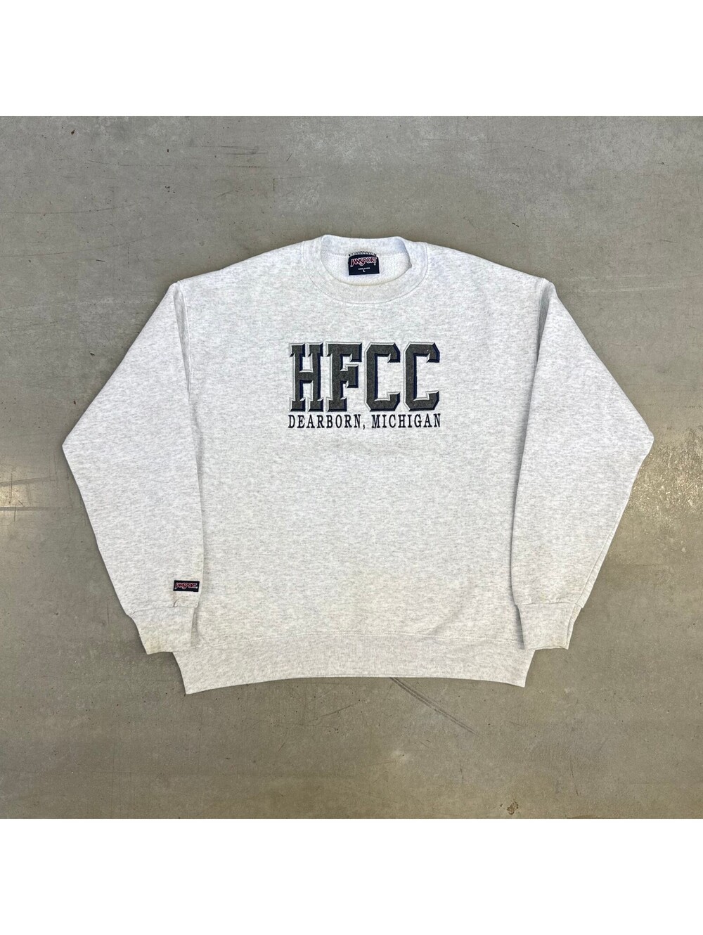 Vintage 90s Henry Ford Community College Michigan Embroidered Sweatshirt Large